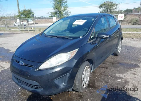2013 Ford Fiesta Se z USA, uszkodzony, nr VIN 3FADP4EJXDM207008